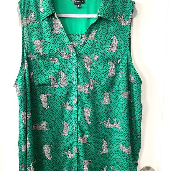 Torrid Green Sleeveless Button Down Blouse - Picture 1 of 5